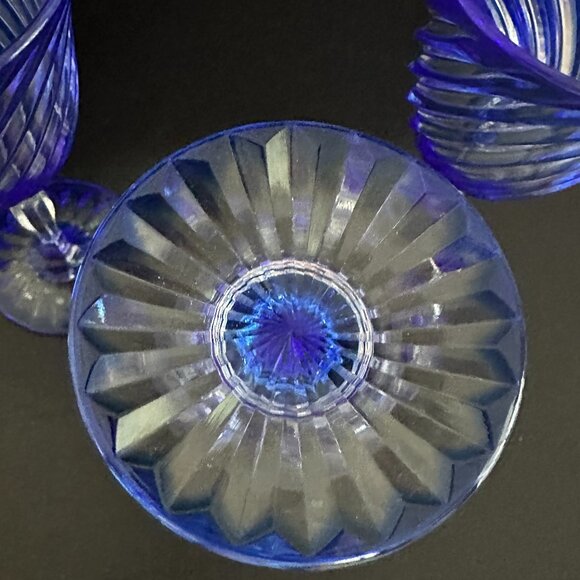 French Cristal D'Arques "Durand Valse" Cobalt Blue Swirl 7” Wine Crystal Glass - Picture 5 of 5